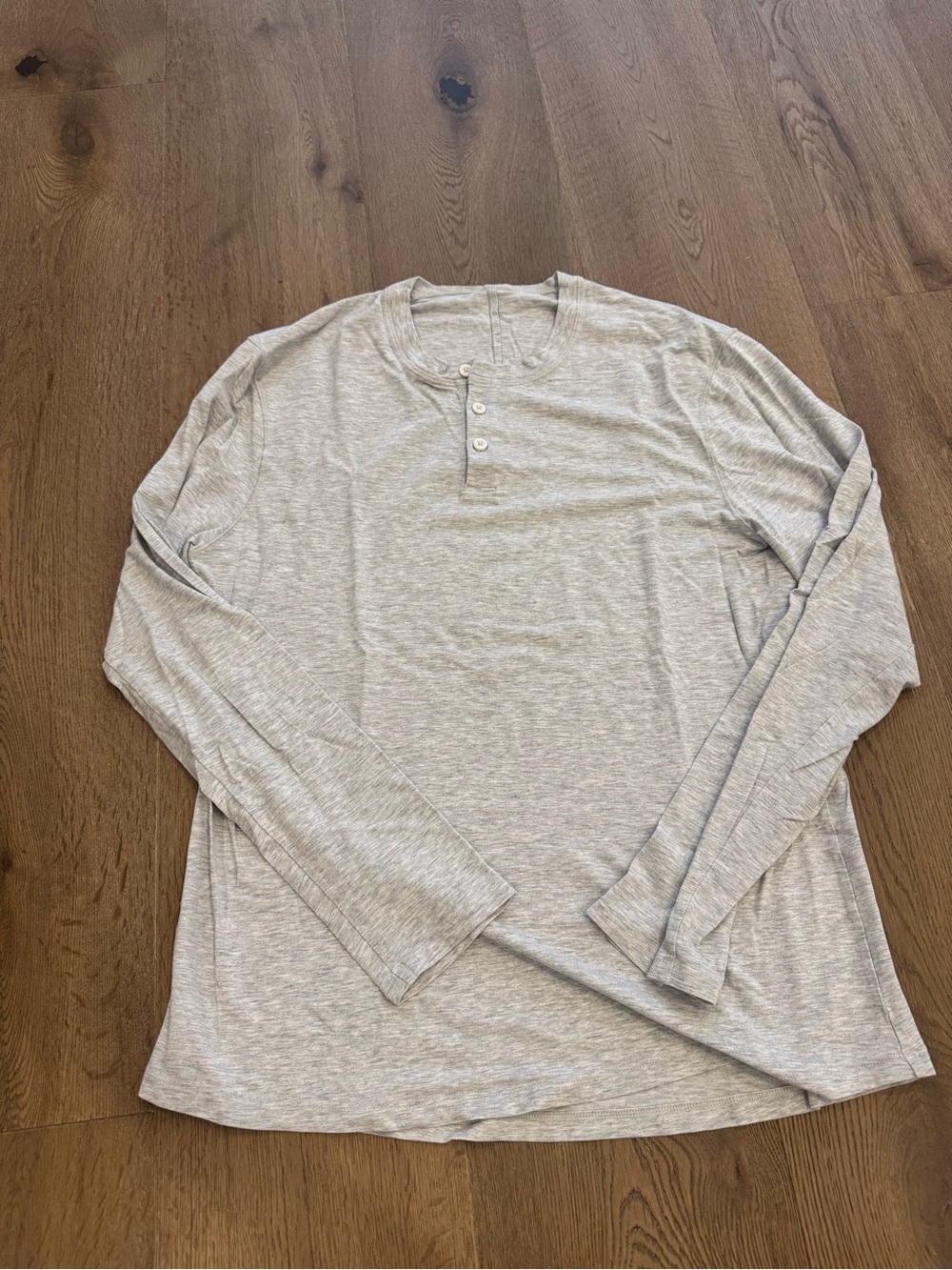 lululemon athletica Men's Long-Sleeve Henley - Light Gray